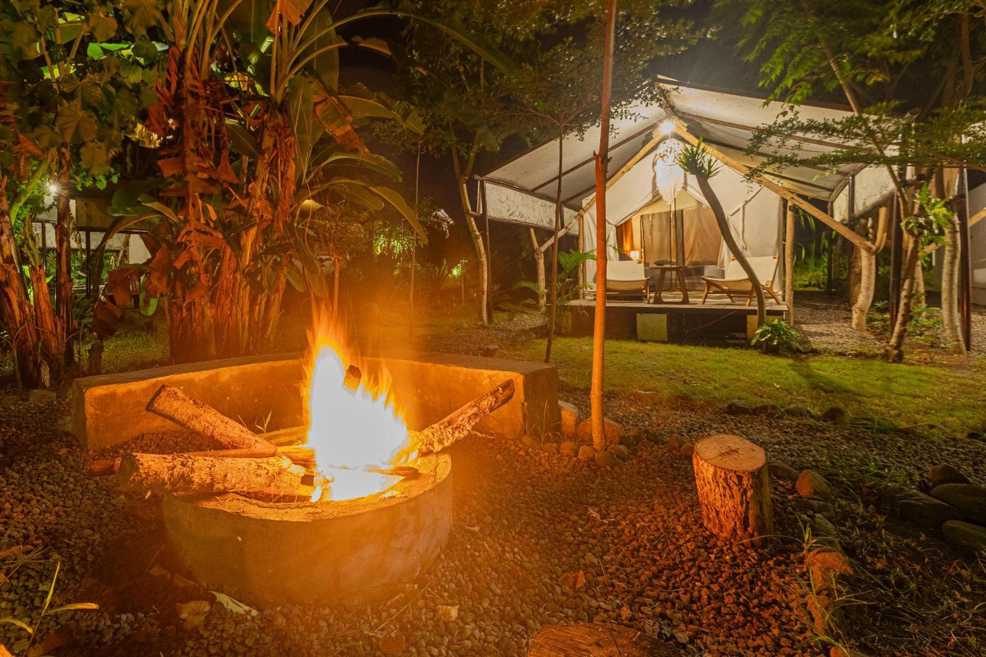 Camani Glamping Hotel Karangasem  Ngoại thất bức ảnh
