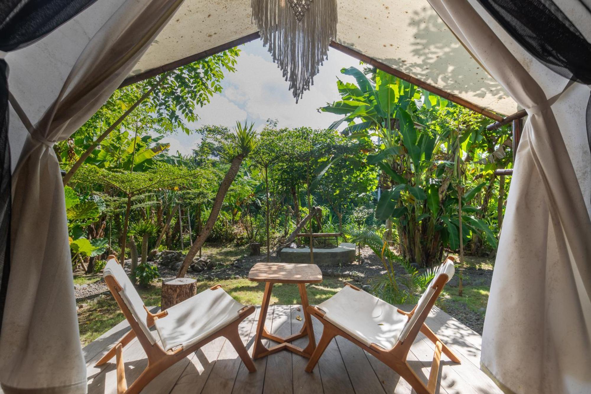 Camani Glamping Hotel Karangasem  Ngoại thất bức ảnh