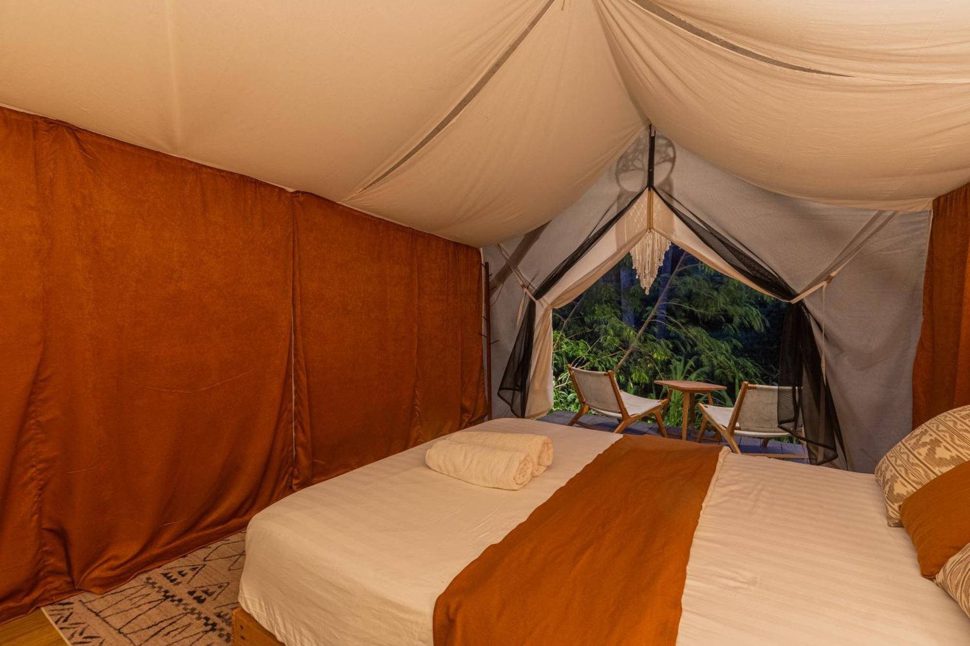 Camani Glamping Hotel Karangasem  Phòng bức ảnh