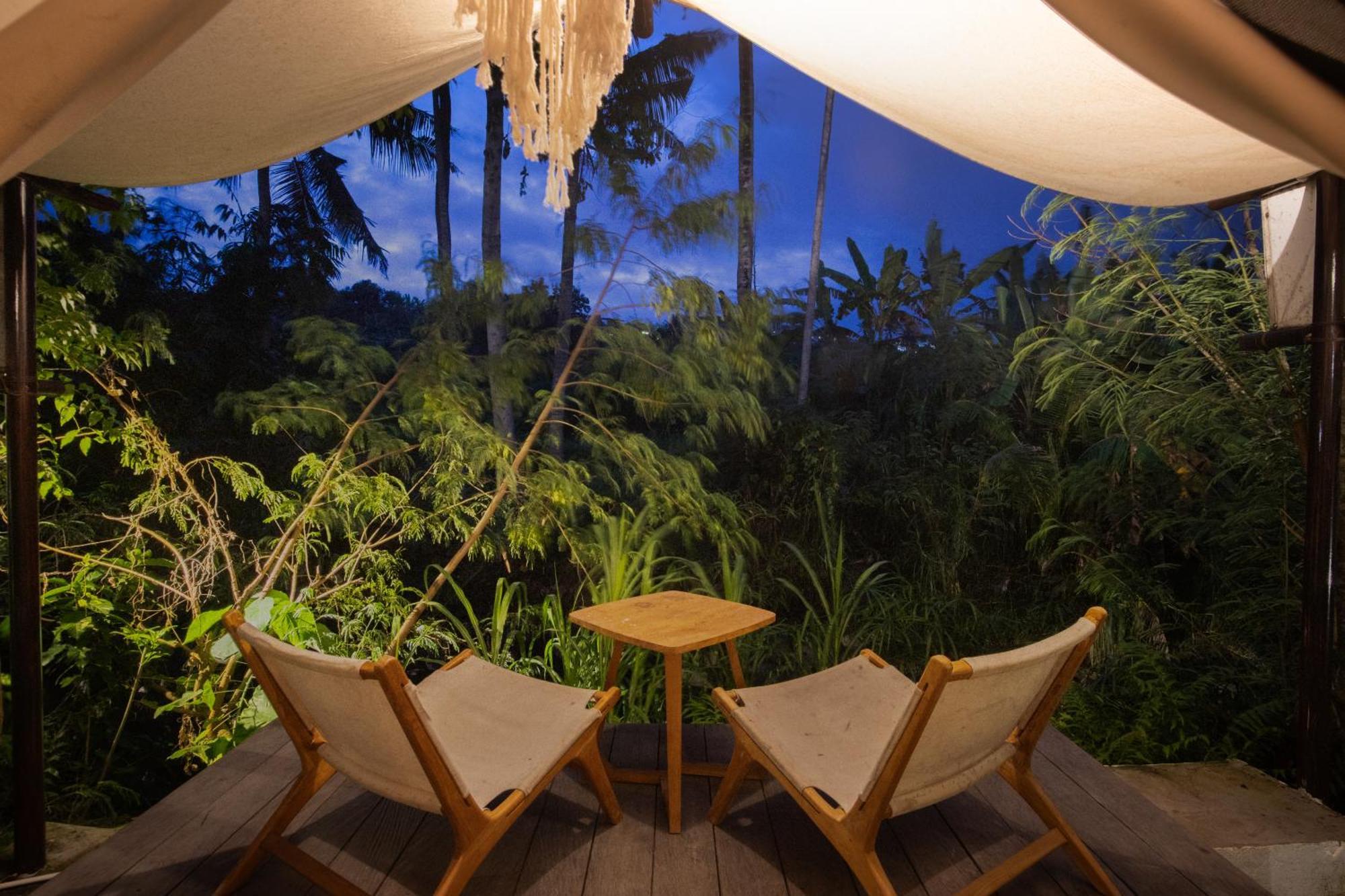 Camani Glamping Hotel Karangasem  Phòng bức ảnh