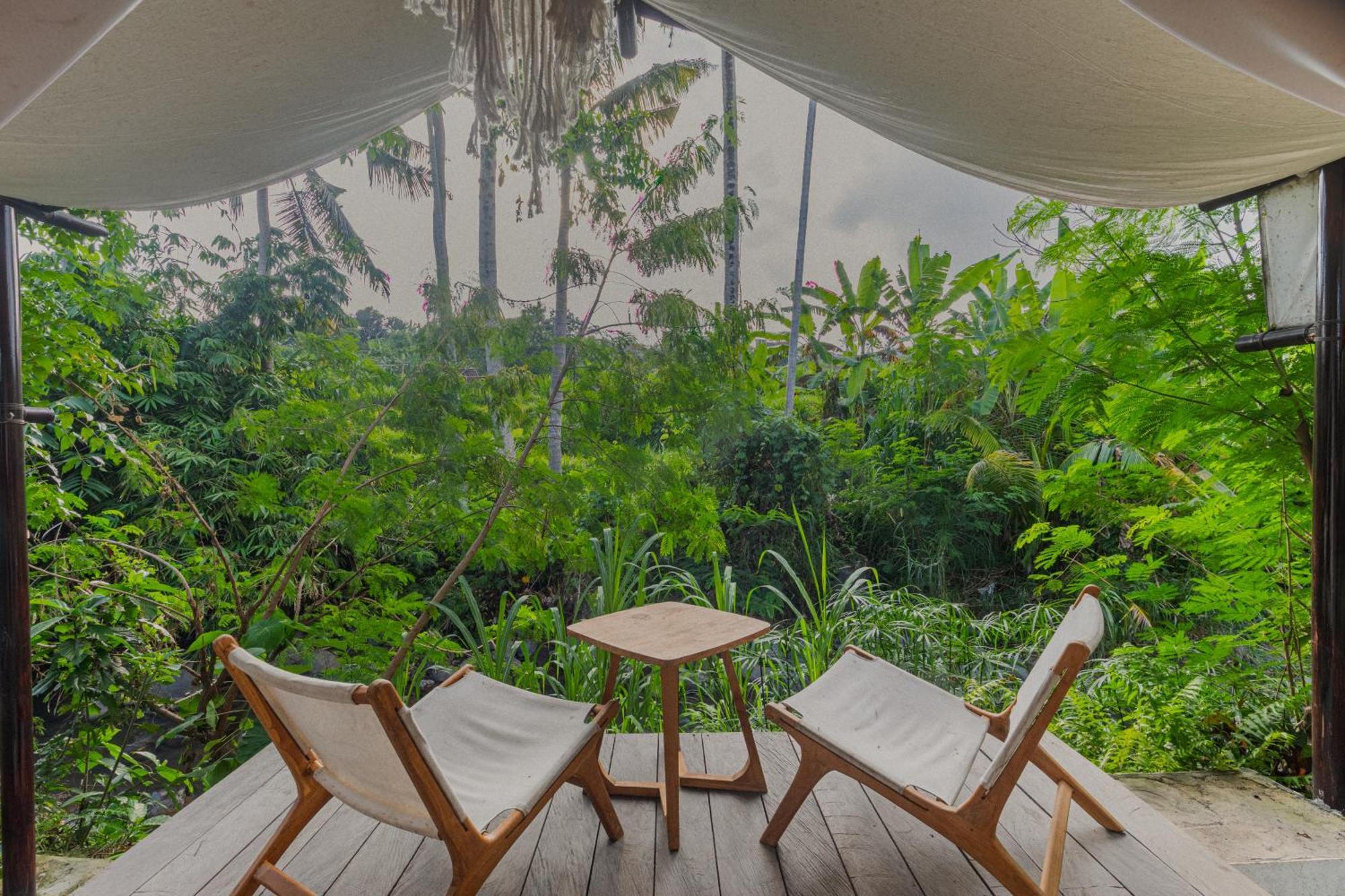 Camani Glamping Hotel Karangasem  Phòng bức ảnh